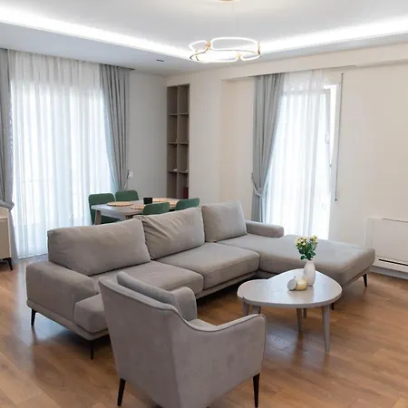Luxe Haven Apartment Tirana
