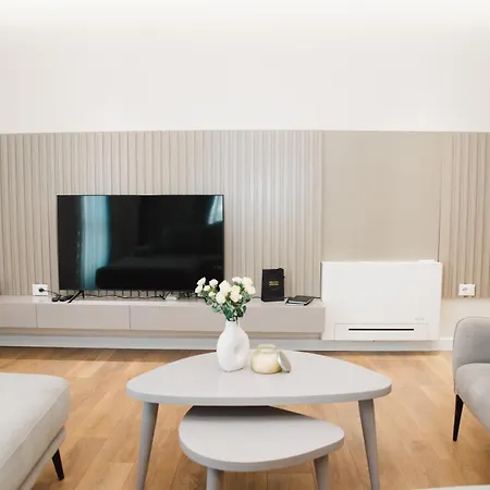 Luxe Haven *